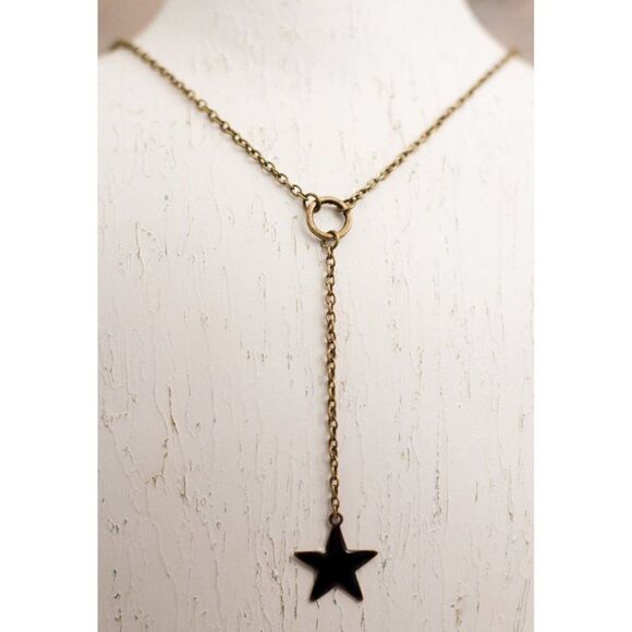 Black Star Necklace  - Picture 3 of 3